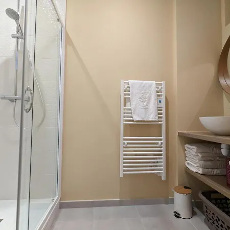 Charmante Maison A Angouleme, Cour Privee, Proche Parc Et Bus, Accueil Bebe, Wifi, Animaux Acceptes - Fr-1-653-230